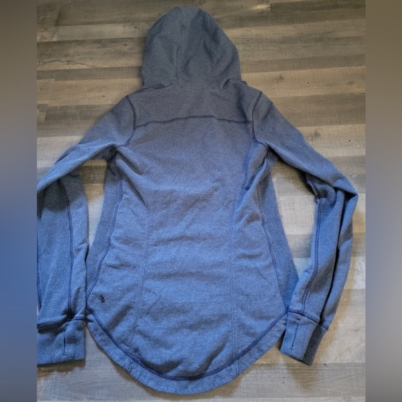 Lululemon sweater - Picture 4 of 7